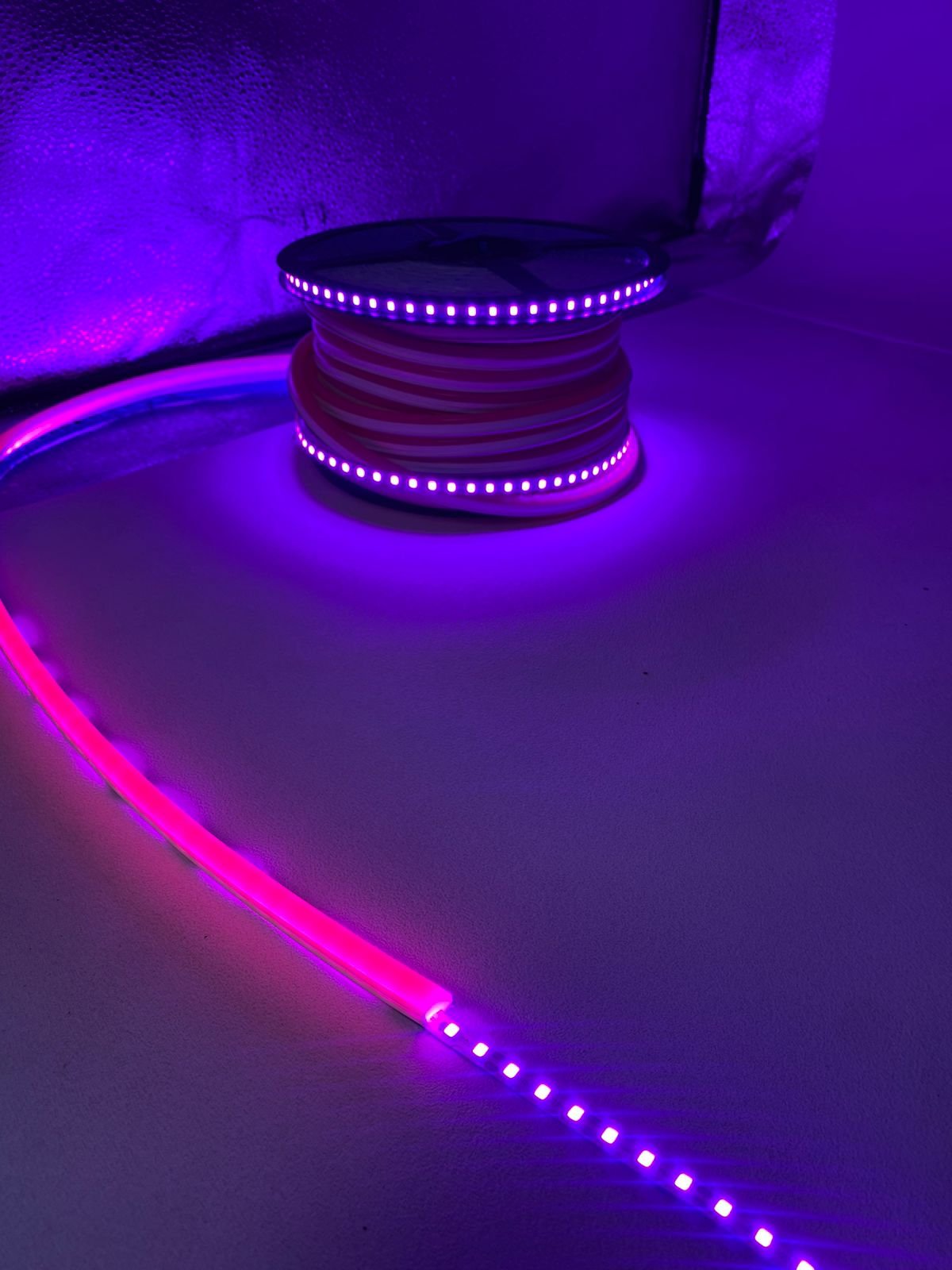 Tira led de neón GENGXIN 2da generación rosa fuerte (20m) - Imagen 3